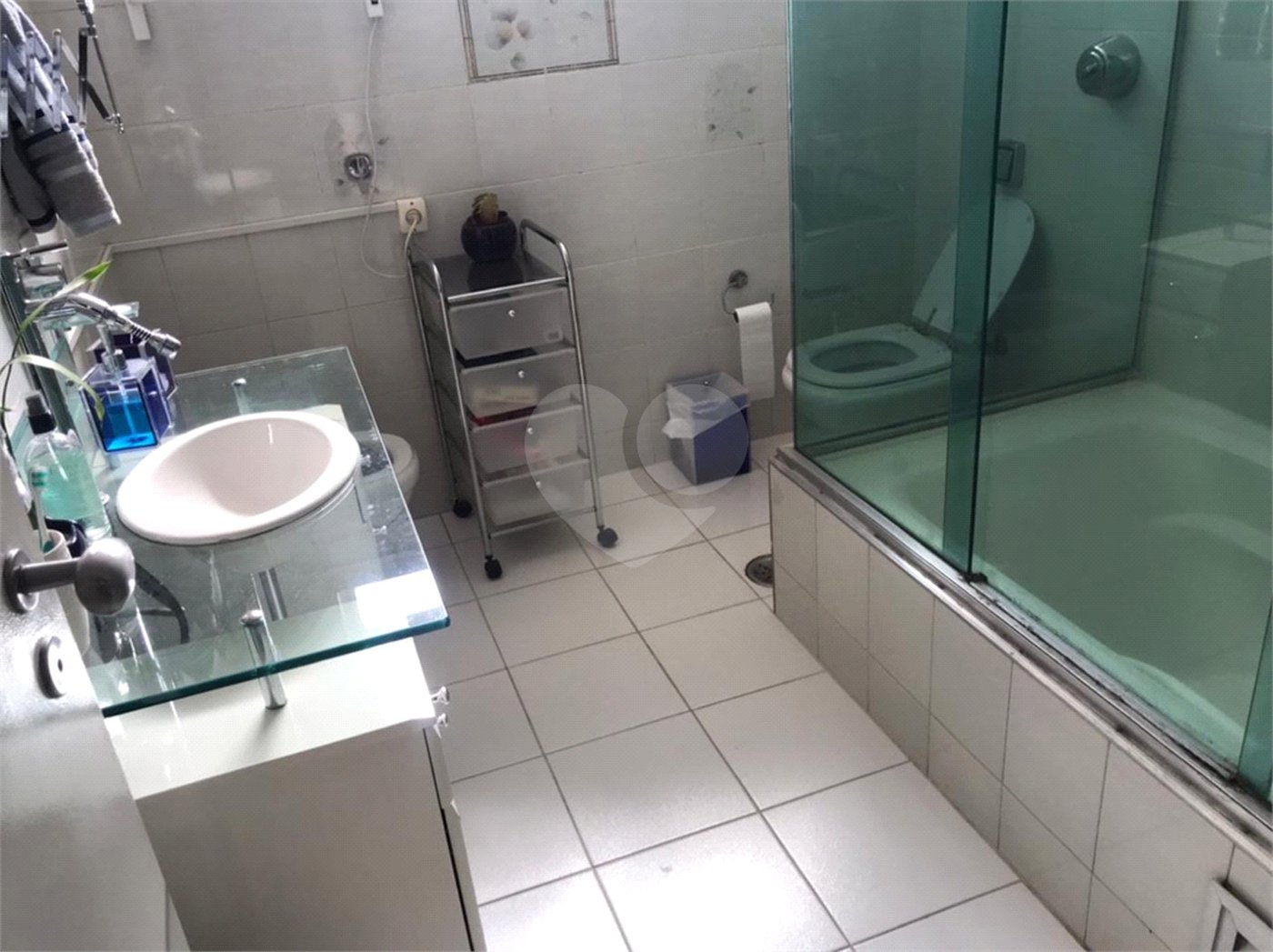 Casa Sobrado à venda no Planalto Paulista de 153m² com 3 dormitórios e 2 vagas