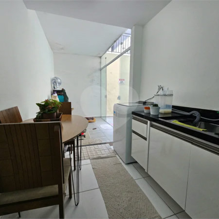 APTO TERREO COM QUINTYAL AMPLO, 2 QUARTOS 1 SUITE ,R$ 440 MIL