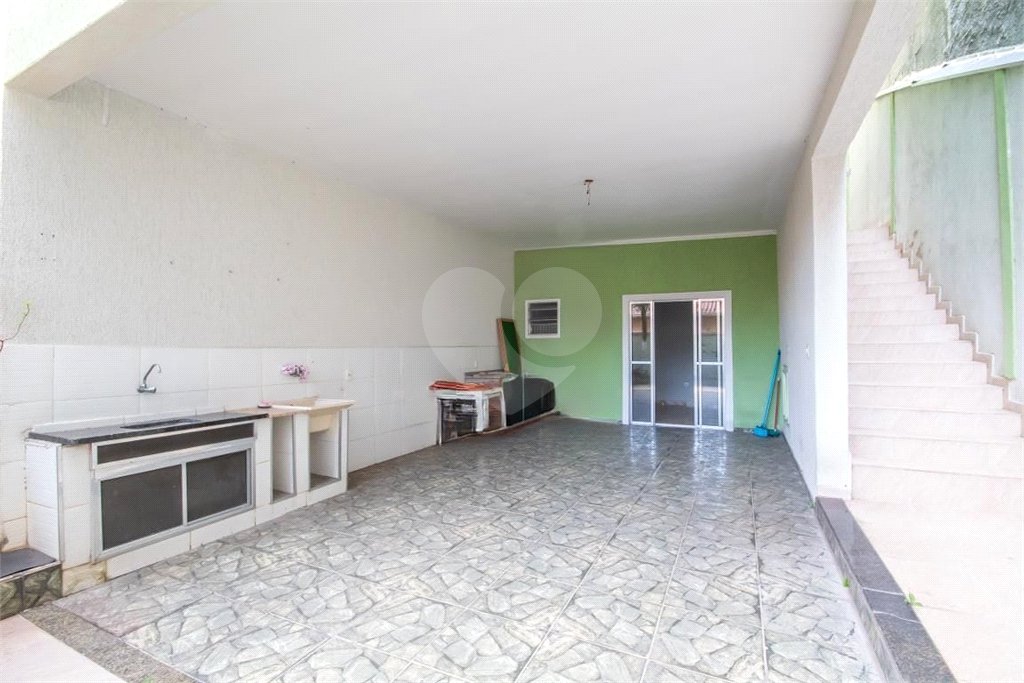 Casa à venda com 206m², 3 quartos e 2 vagas