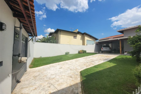 Casa 2 dormitórios - 1 banheiro - 4 vagas - Jardim Esplanada II - Indaiatuba SP
