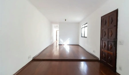 Casa à venda com 3 quartos, sendo 1 suíte, em Vila Sônia, São Paulo, SP