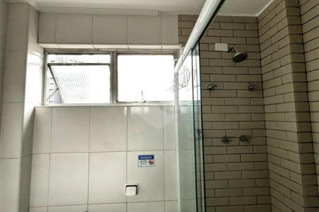 Apartamento de 80m² a venda e locação em Moema - 02 dorm, 02 Banheiros 01 Vaga