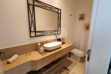 CASA A VENDA NO URBANOVA COM 390M², 5 DORMITORIOS, 6 BANHEIROS, PISCINA, 3 VAGAS, Sjc