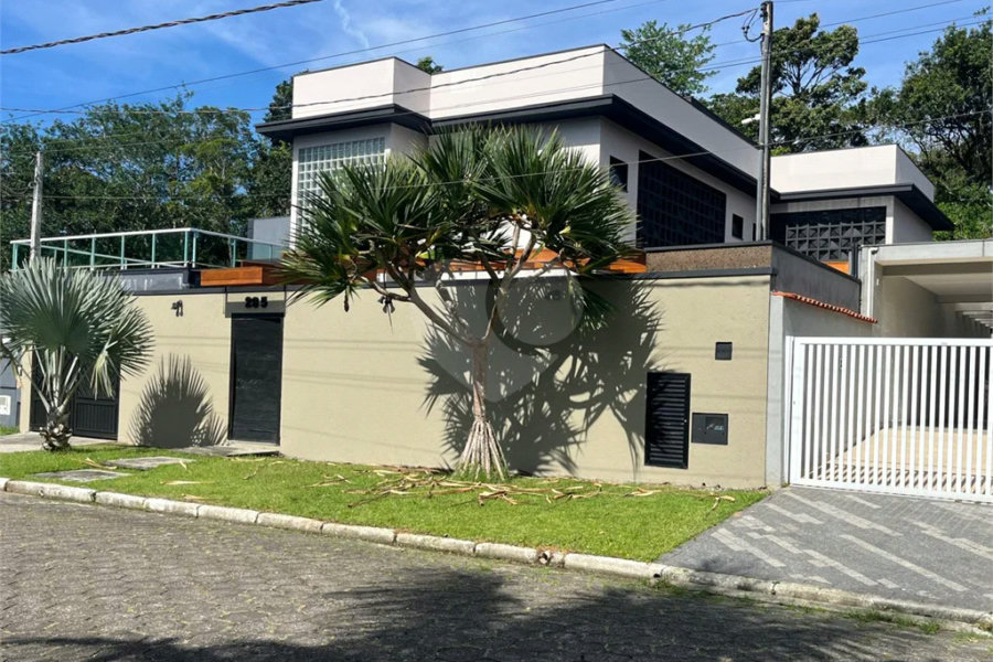 Casa à venda com 4 suítes em Boracéia, São Sebastião, SP