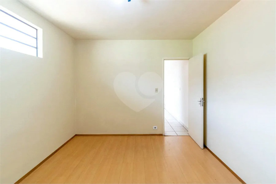 Casa à venda com 200m², 4 quartos e 2 vagas
