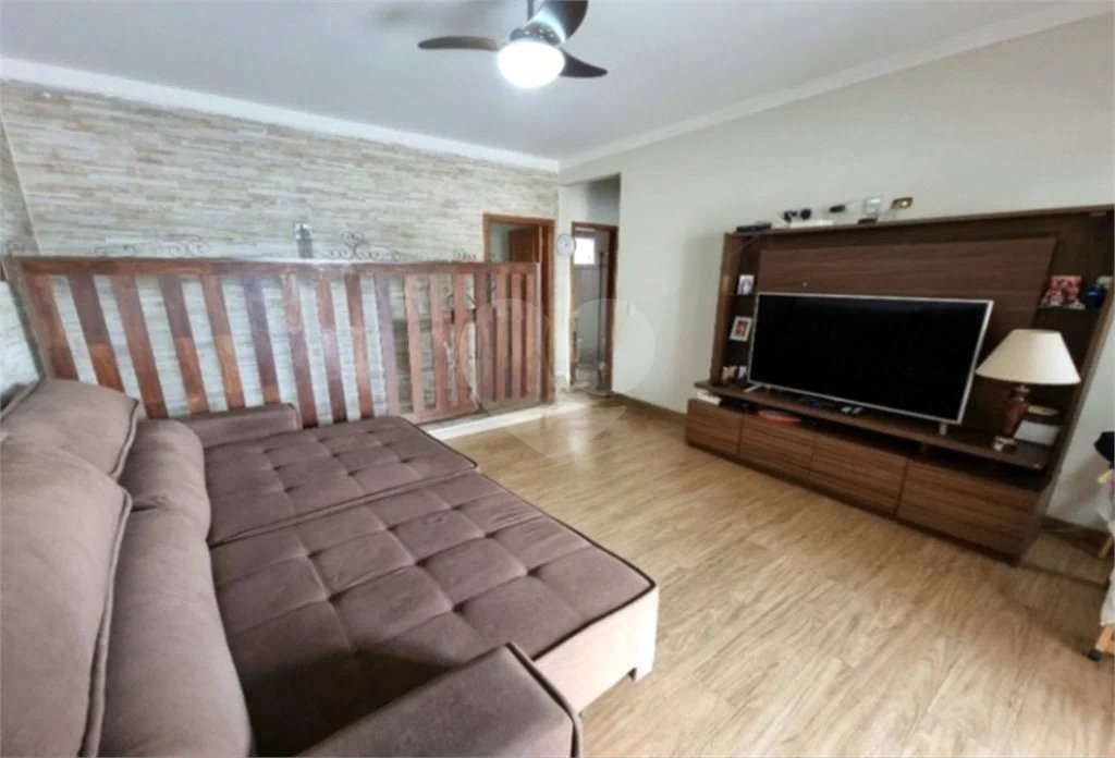 Casa à venda com 5 quartos no bairro Jardim Santa Silvia em Piracicaba/SP.