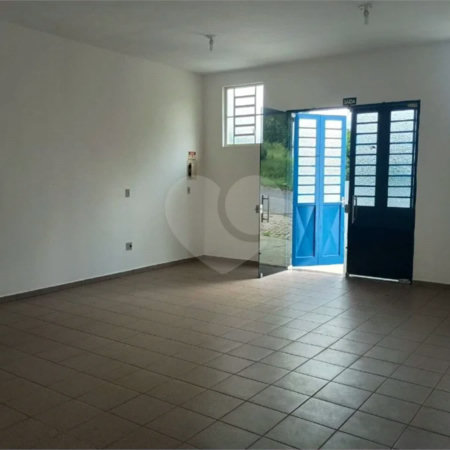 Salão Comercial a Venda no Jardim Melle em Vinhedo/SP