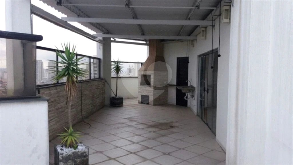 Cobertura duplex à venda na Mooca de 277m² com 3 dormitórios, 1 suíte e 3 vagas.