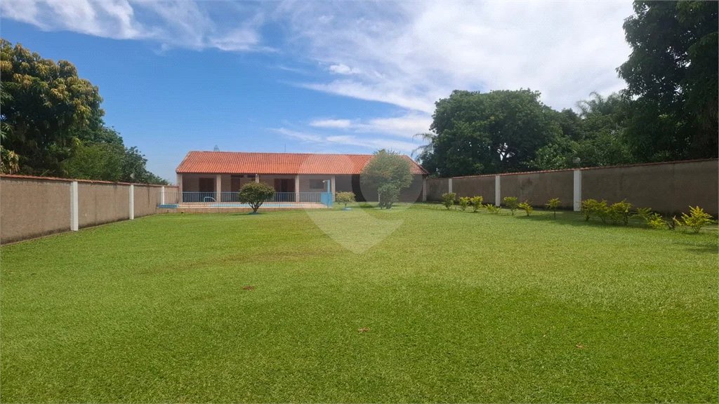 Chácara à venda – Excelente oportunidade dentro da cidade para investir ou para morar!