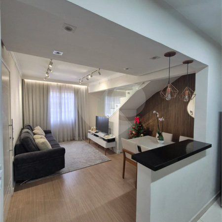 Casa em condomínio , com 72m² , 2 dormitórios , 1 vaga , à venda no bairro da Penha.