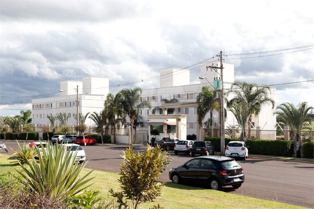 Apartamento com 2 dormitórios.