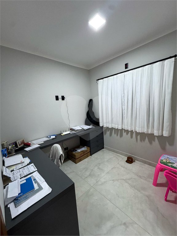 Casa à Venda no Bairro Santa Júlia – Ampla, Moderna e Bem Localizada