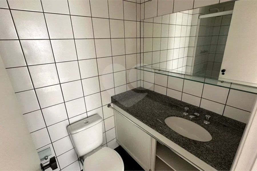 Apartamento 2 quartos (1suíte) 1 vaga na rua Piracema próximo a Saint Tropez
