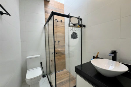 LINDA CASA À VENDA EM CONDOMÍNIO — INDAIATUBA/SP
