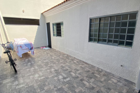 Casa para alugar com 3 quartos no Centro, Três Lagoas, MS