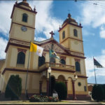 Terreno em Bom Jesus dos Perdões com 290 metros, excelente localização, pronto para construir