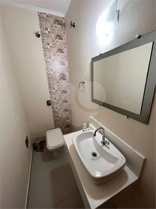 Casa com 367m², 3 dormitórios, 9 vagas, à venda na Vila Santa Teresa - Sto André.