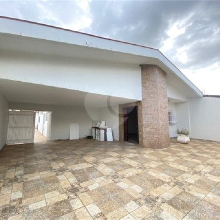 Casa Térrea no Planalto Paraíso
