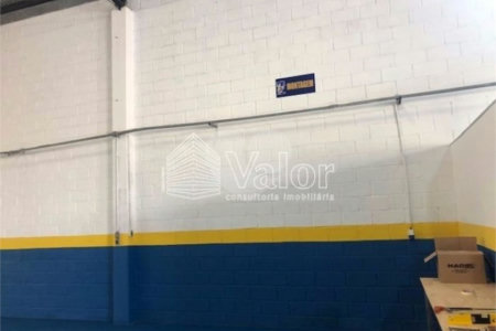 Casa comercial 891,00 m²