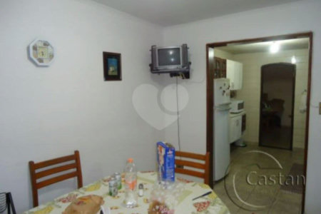 Casa térrea à venda na região da Moóca