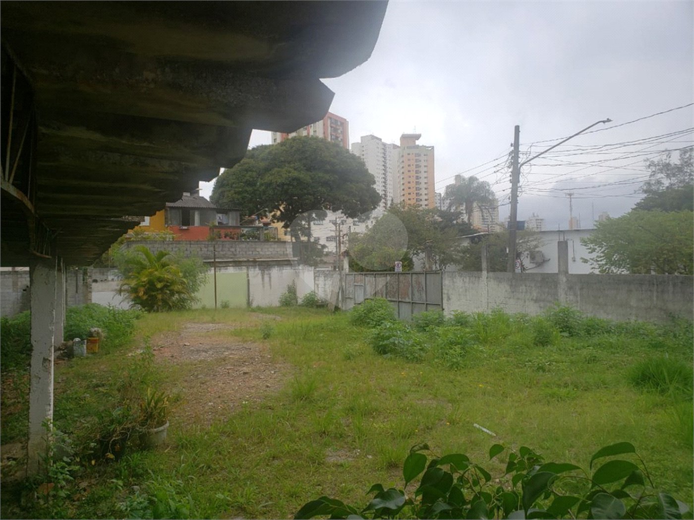 Terreno para uso residencial/comercial com 1.048m²a.t. á venda em Jardim Marajoara, São Paulo - SP