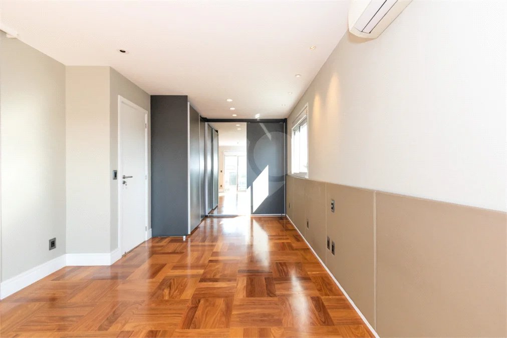 Vila Clementino - 161 m² | 2 dormitórios, com possibilidade de 3 | suíte master | 3 vagas | depósito