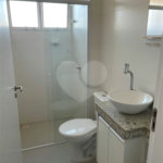 Apartamento com 02 Dormitórios á venda, em Araraquara-SP.
