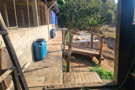 VENDA SÍTIO 48 hectares com estruura para granja, hidroponia e gado