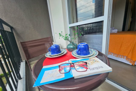 Apartamento Mobiliado a Venda no Campo Belo