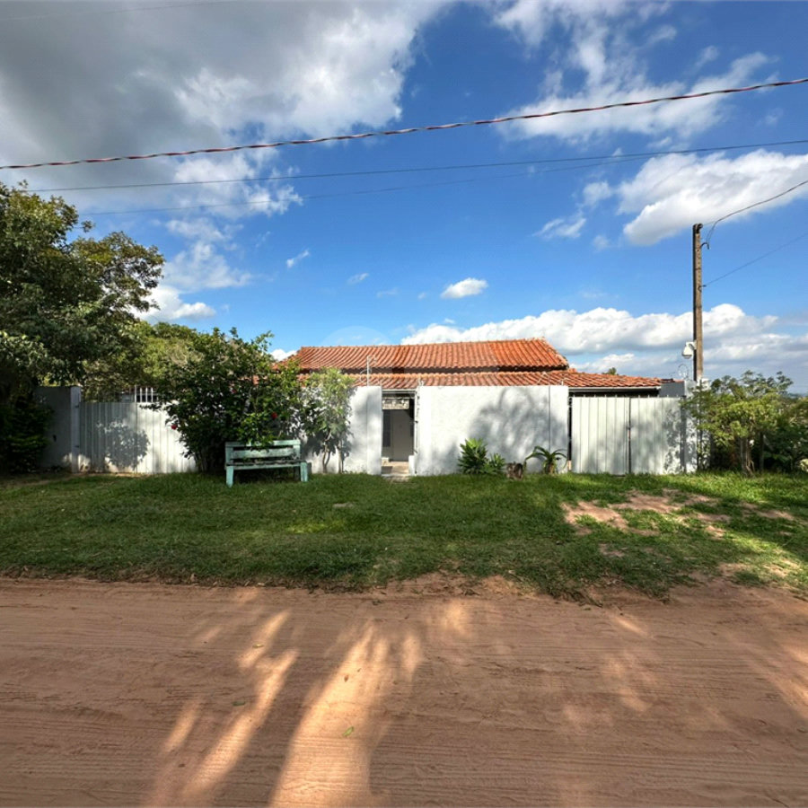 Casa a venda na Lagoa Dourada