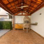 Casa à venda com 4 quartos, sendo 2 suítes, no condomínio Stephanie, São Paulo - SP