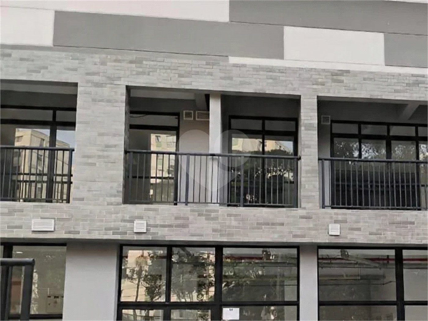 Aluga-se Loja Comercial Nova de 90 m² no Jabaquara
