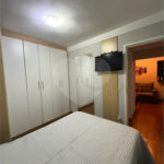 Apartamento reformado e mobiliado no Residência América - Venda - Parque Maria Domitila