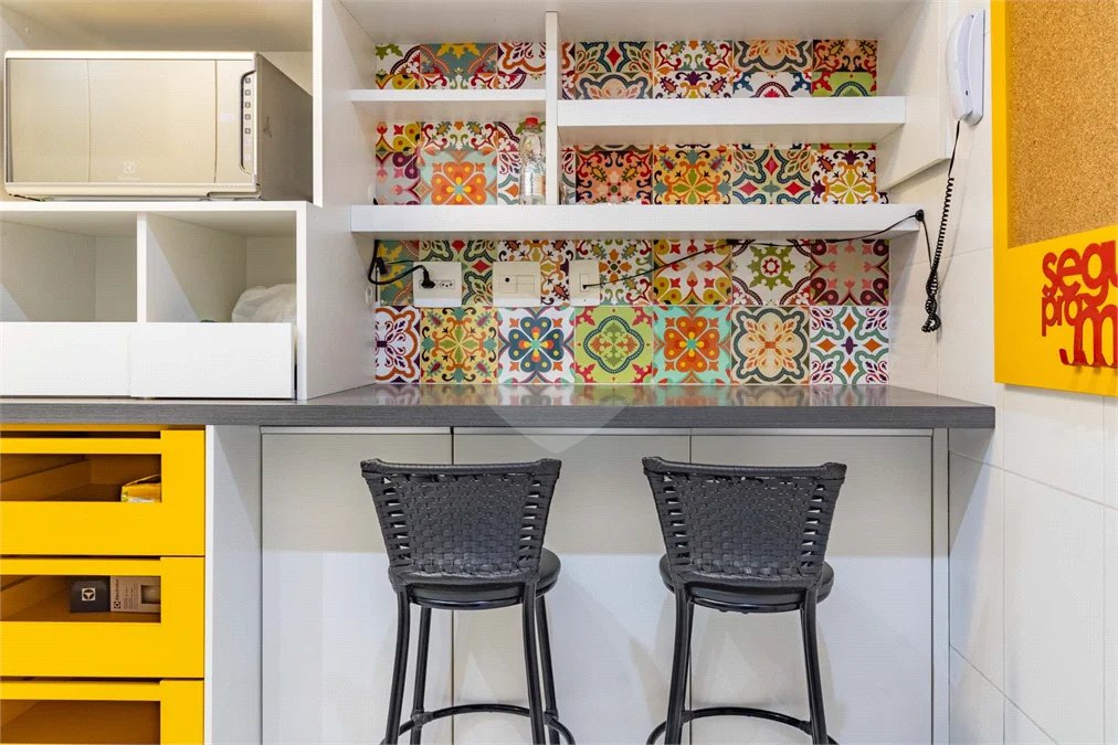 APARTAMENTO PARA LOCAÇÃO COM 151M2 - 3 QUARTOS ( 2 SUÍTES ) - 3 VAGAS NO JARDIM AMÉRICA.