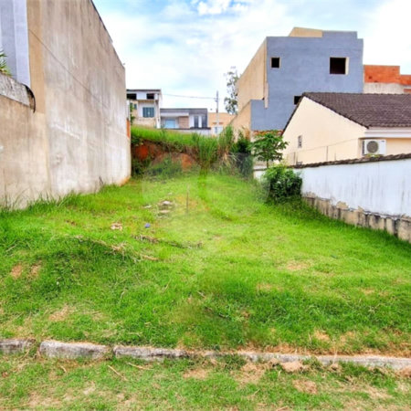 Excelente Terreno Plano 128m² | Condomínio Fechado | Próx. West Shopping | Bairro Silvestre
