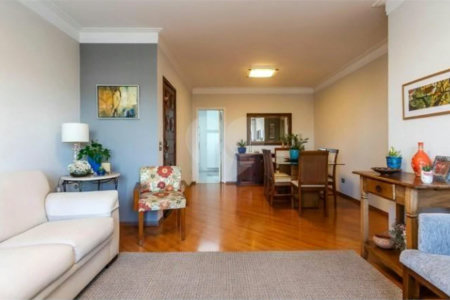 Apartamento à venda com 3 quartos, sendo 1 suíte, em Campo Belo, São Paulo, SP