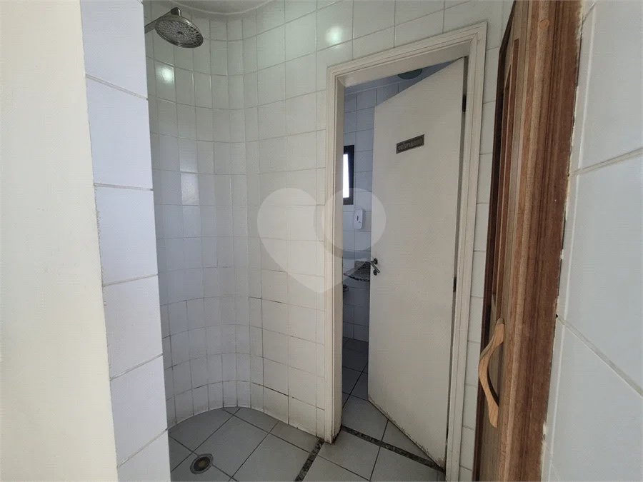 Apartamento 2 quartos, sacada e vaga em Santa Cecília