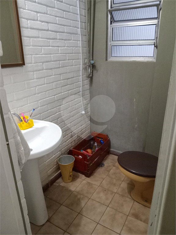 Casa térrea de 90² no Campo Belo com 2 dormitórios e vaga de garagem