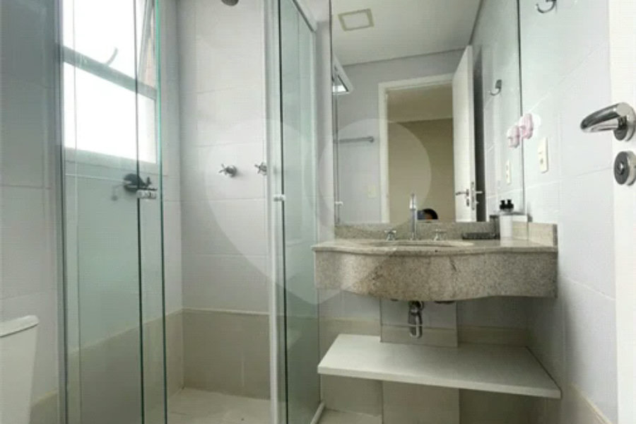 Apartamento à venda com 2 suítes no Centro, Bertioga, SP