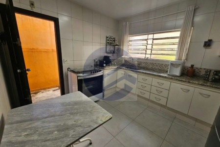 CASA À VENDA NO BUTANTÃ | 203 m² | 3 DORMITÓRIOS | 2 VAGAS