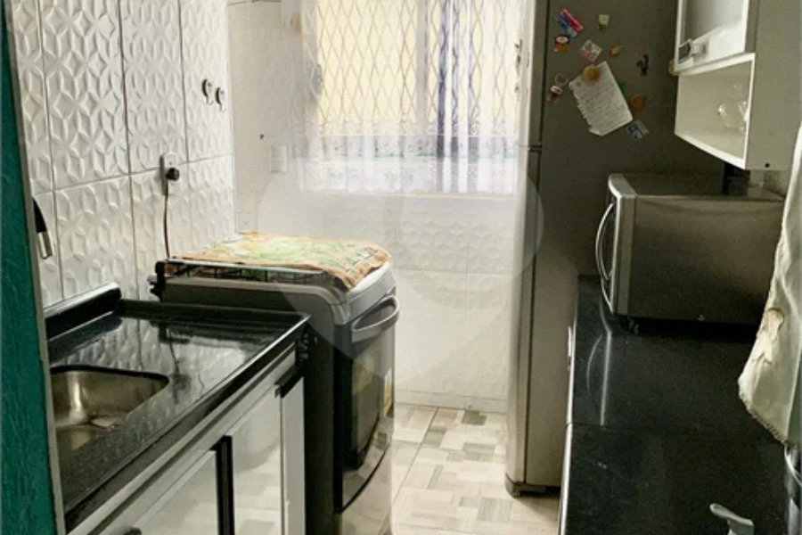 LINDO APARTAMENTO COM 02 DORMITÓRIOS.
