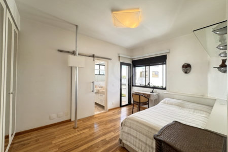 Higienópolis: Apartamento de 350 m2, 4 suítes, 5 vagas.