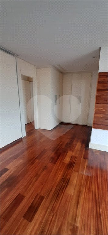 Apartamento Alto Padrão de 176m² na Aclimação — São Paulo/SP