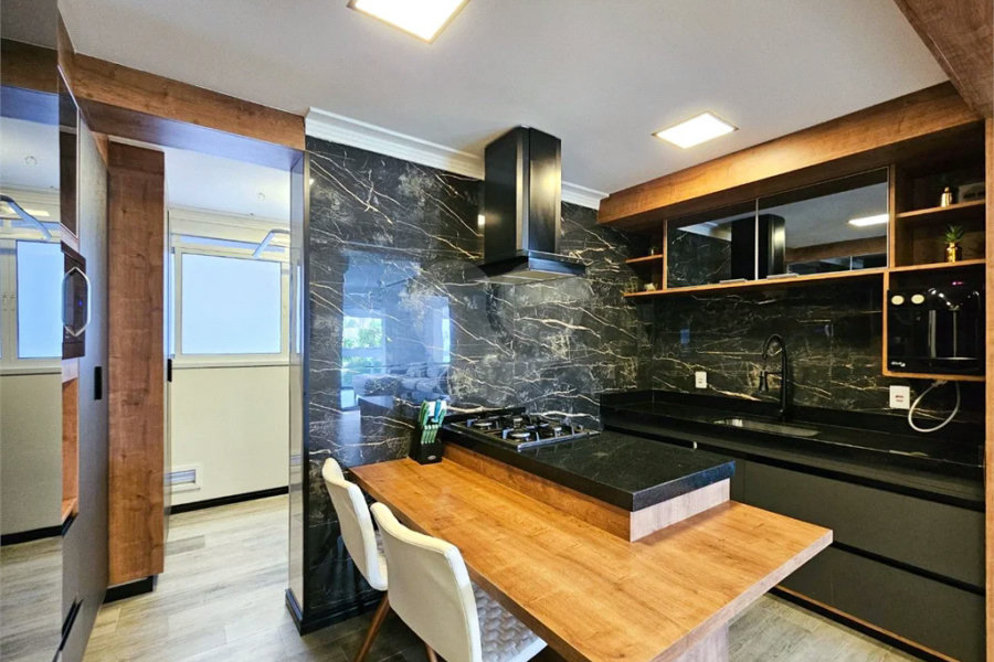 Apartamento à venda com 4 quartos, sendo 3 suítes, em Riviera de São Lourenço, Bertioga, SP
