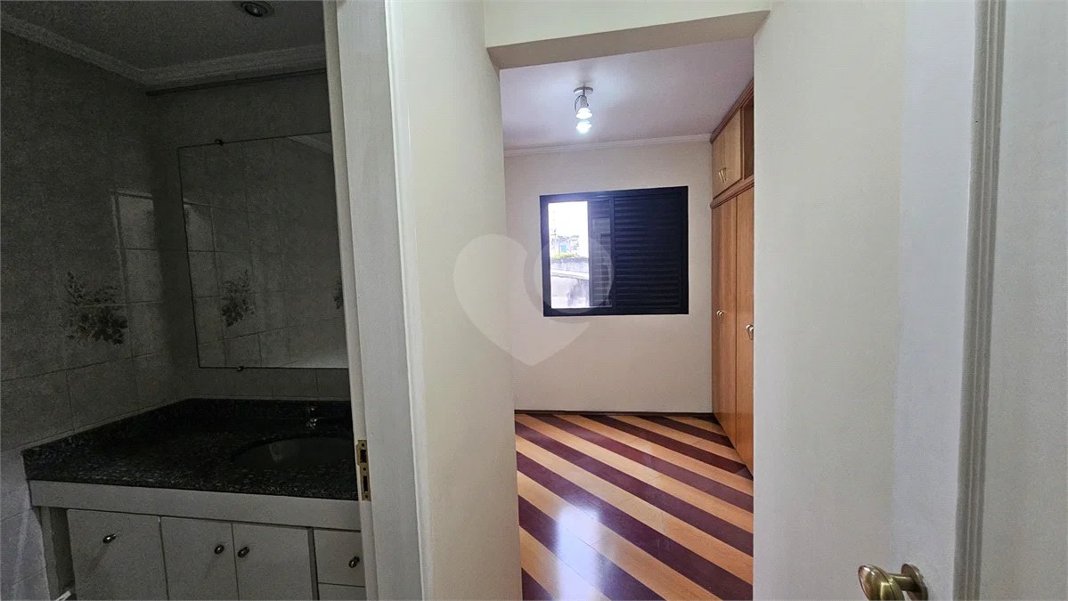 Apartamento à venda | 72 m² | 3 quartos (1 suíte) | 1 vaga | Próximo ao Metrô Saúde
