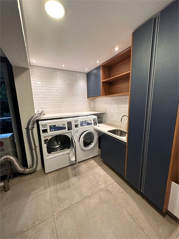 Studio Mobiliado à venda com 31m², 1 quarto Vila Nova Conceição - Estuda permuta.