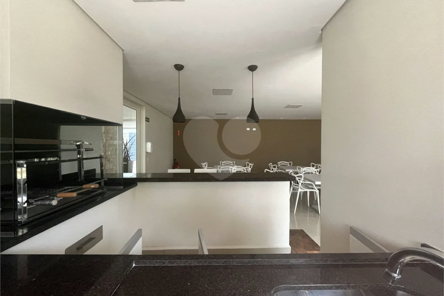 Apartamento à venda com 3 quartos, sendo 1 suíte, em Riviera de São Lourenço, Bertioga, SP