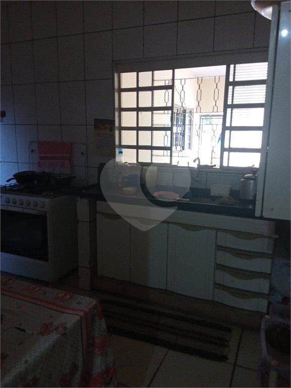 Imóvel para venda sendo 03 casas independentes na Vila Celina.