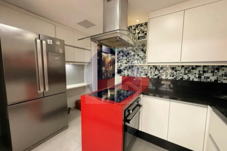 Casa à venda com 2 quartos, sendo 2 suítes, no condomínio Vilas V, São Paulo - SP