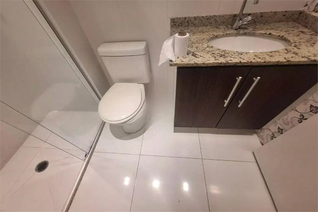 Apartamento à venda com 3 quartos, sendo 1 suíte, em Parque Reboucas, São Paulo, SP